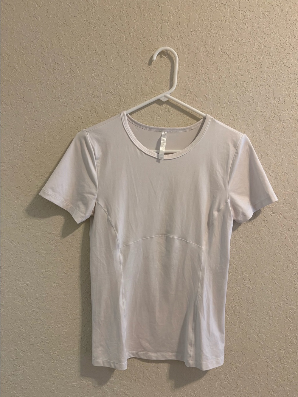 Fabletics Phoenix Short Sleeve White Top Women’s XS - Picture 2 of 4